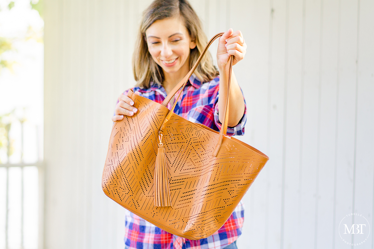 lifestyle session - details of the tote bag, taken at Jones Point Park by a Washington, DC lifestyle photographer